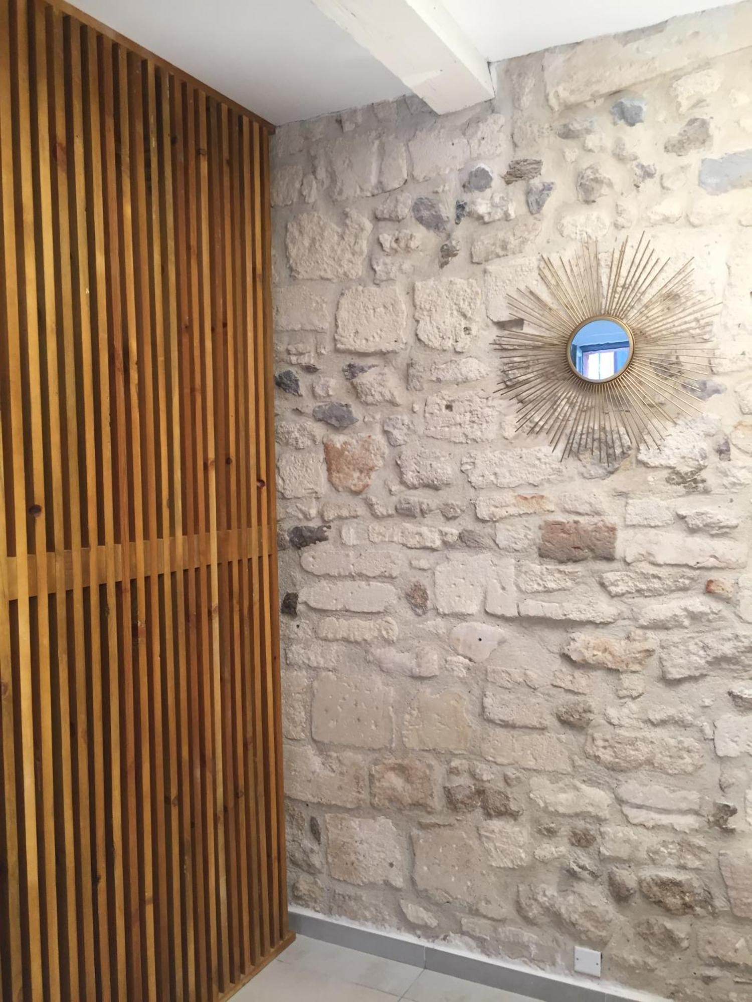 Studio Climatise, La Cloison Arles Buitenkant foto